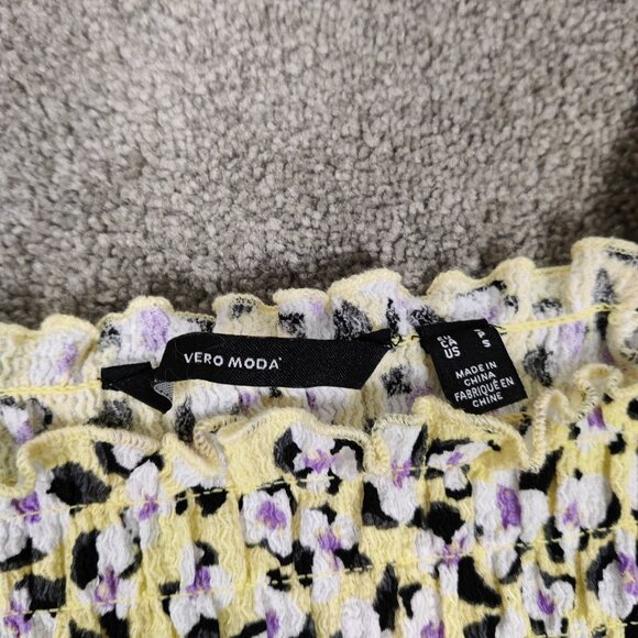 Vero Moda Women's Floral Smocked Crop Top Size Small Square Neckline Y2K Spring - Picture 3 of 4